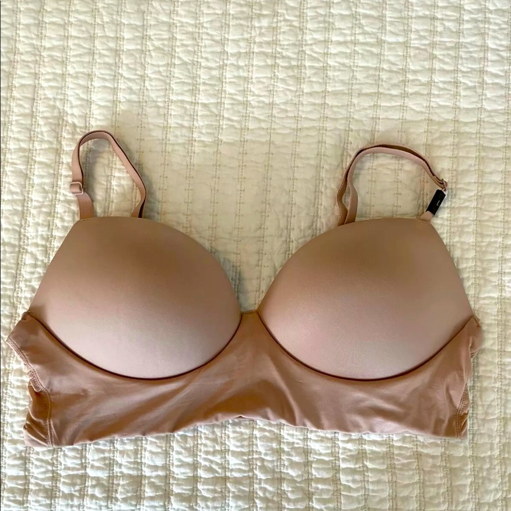 NWT Victoria Secret Size L ⭐️